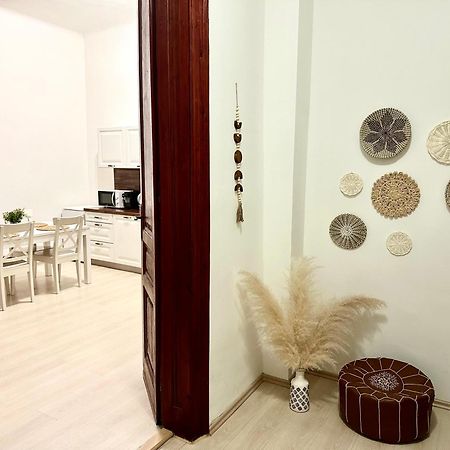 Apartment In Historical Part - Old Town Top Address บราติสลาวา ภายนอก รูปภาพ